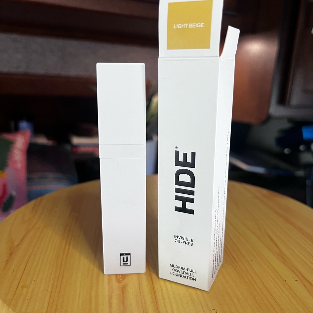 HIDE Flawless Finish Foundation
